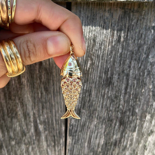 Mini Studded Fish